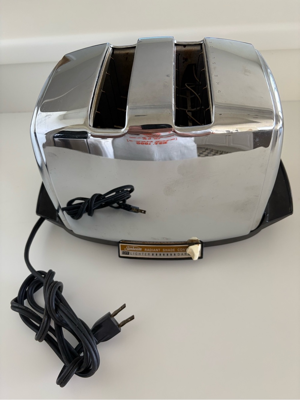 Vintage Sunbeam Model AT-W Toaster
